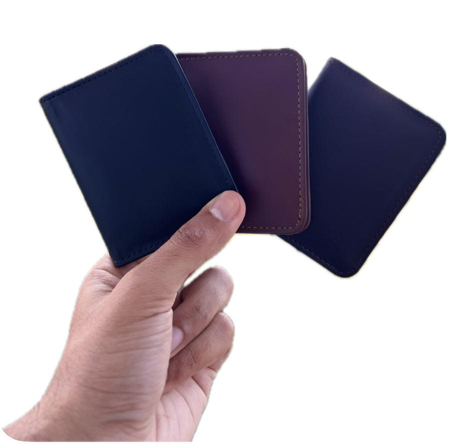 Short Wallet for Men - Magnet Lock