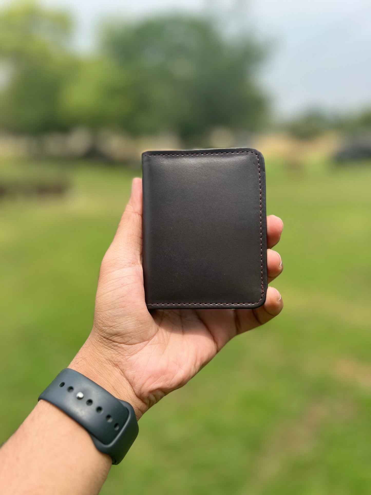 Short Wallet for Men - Magnet Lock