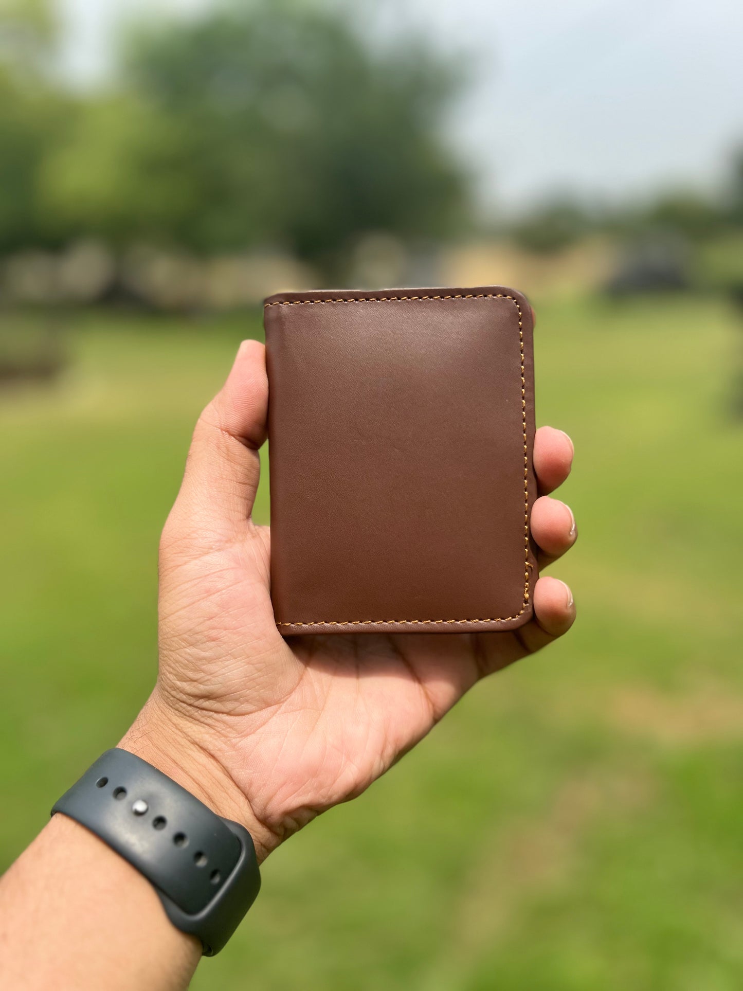 Short Wallet for Men - Magnet Lock
