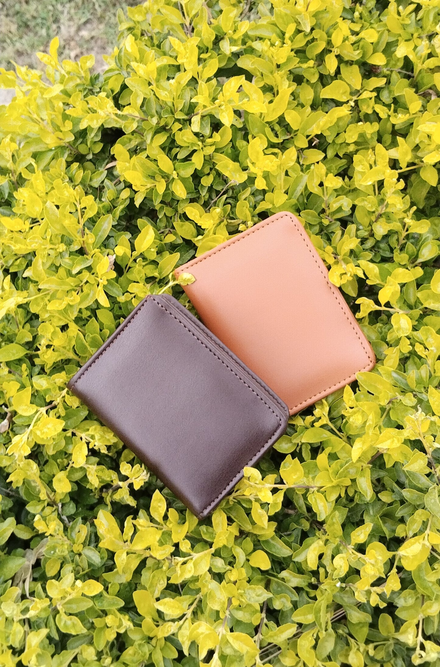 Smart Wallet for Men & Women